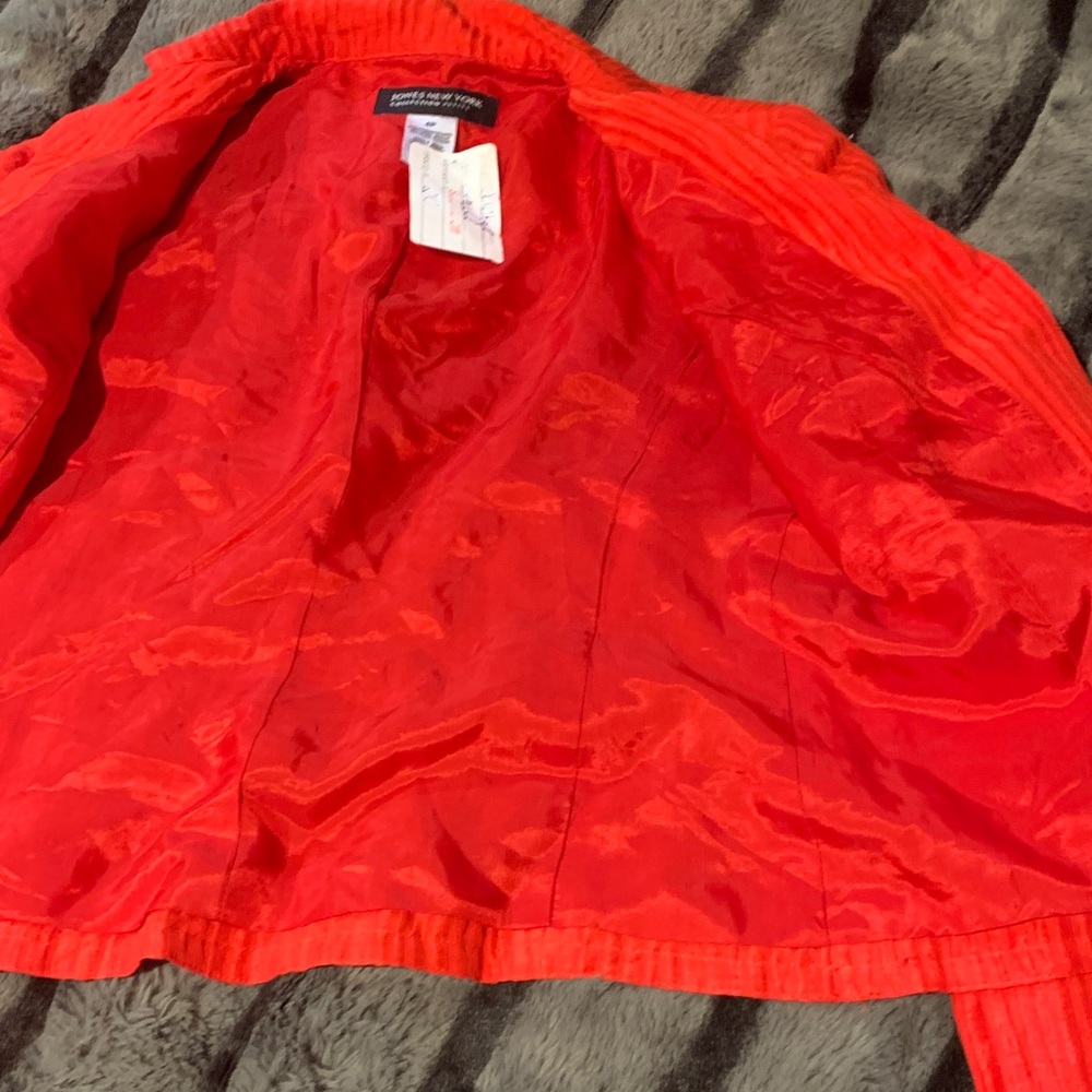 #444 NWOT Red “Jones New York”Textured Blazer - Picture 7 of 13